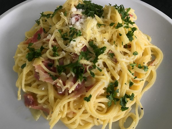 spaghetti carbonara