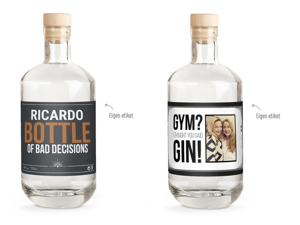fles gin met eigen etiket