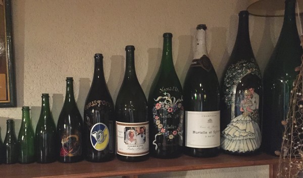 Verschillende maten champagneflessen